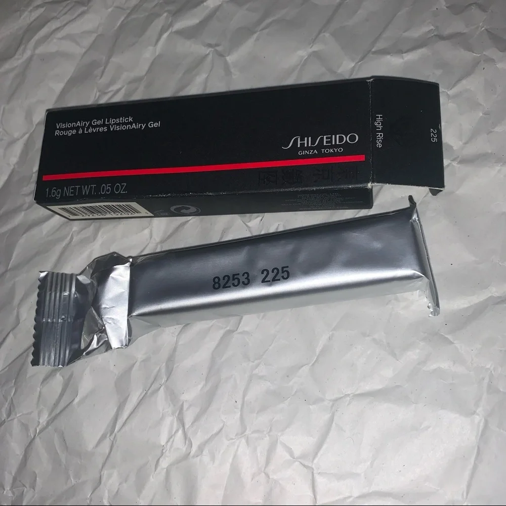 Shiseido lipstick